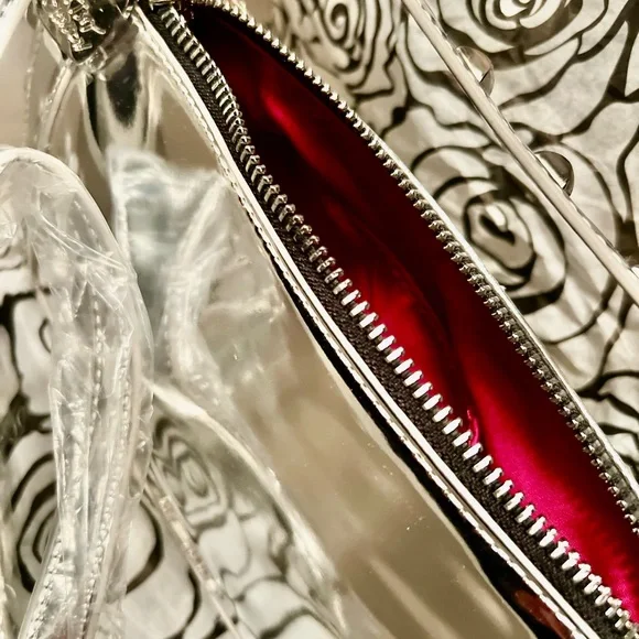 Betsy Johnson Rhinestone Skull Purse - Picture 6 of 8